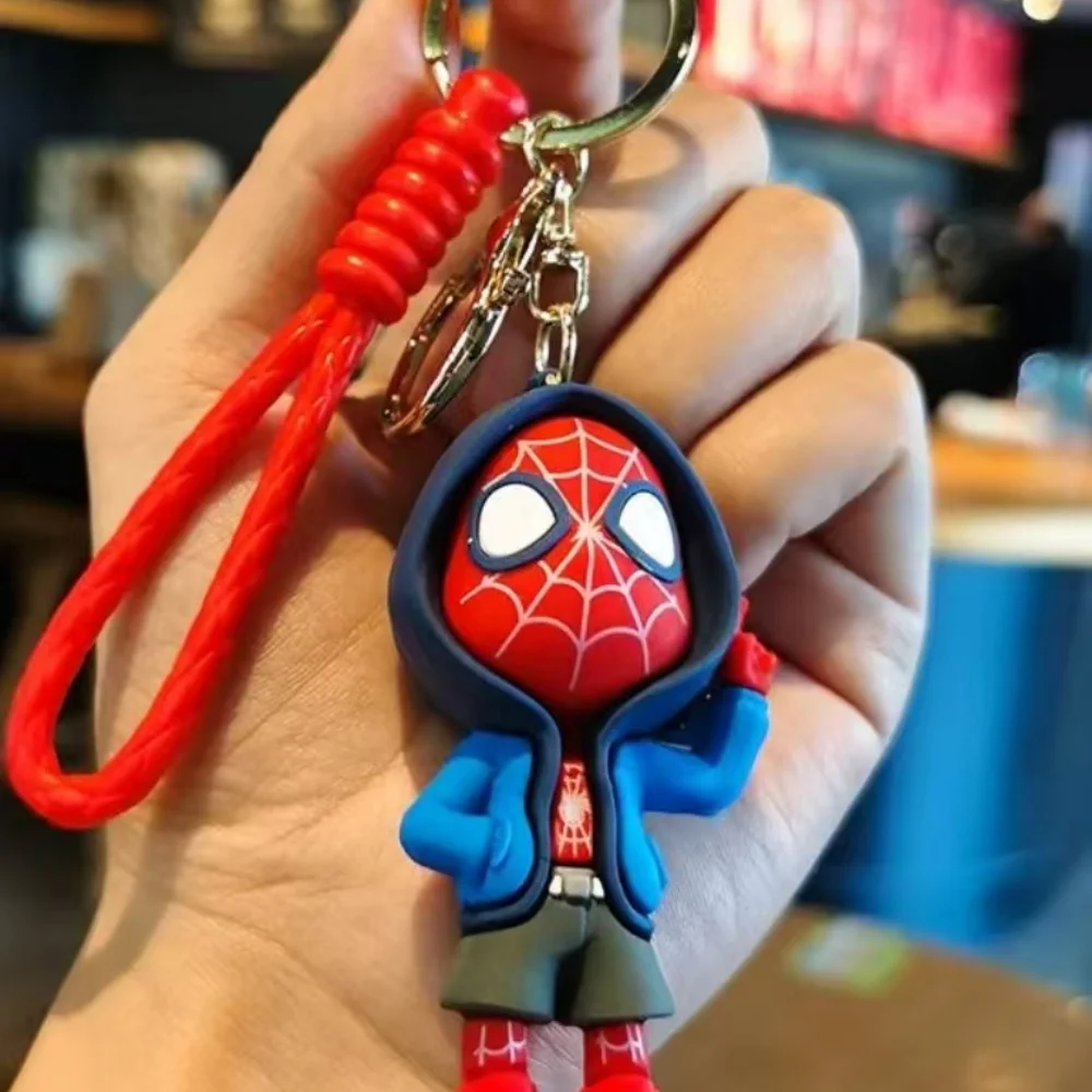 Marvel Spiderman Cartoon Schlüsselanhänger Hübsche Superhelden Schlüsselanhänger Charm Ornamente Schmuck Schultasche Dekoration Spielzeug Urlaubsgeschenke