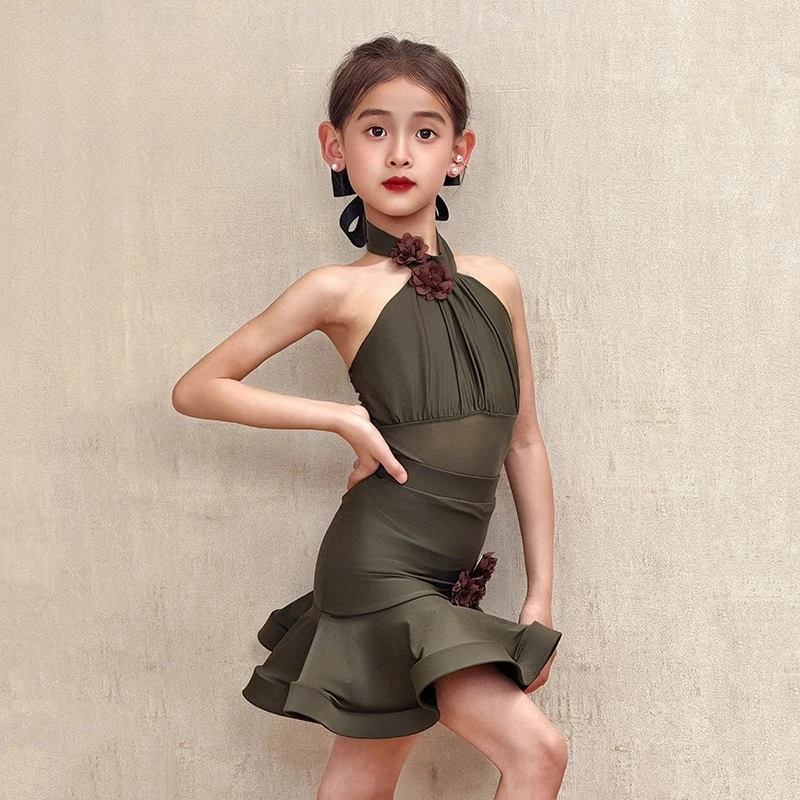 

The new dark green Latin dance costume, the stylish and trendy new practice suit, and the children's performance skirt set
