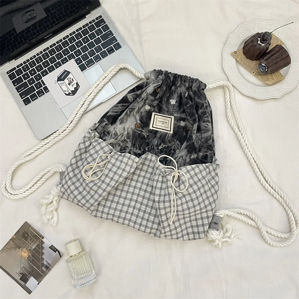 حقيبة ظهر بنمط مربعات مرقعة بألوان متباينة، حقيبة ظهر من القماش بتصميم بسيط لربيع وصيف النساء تستخدم الحقائب