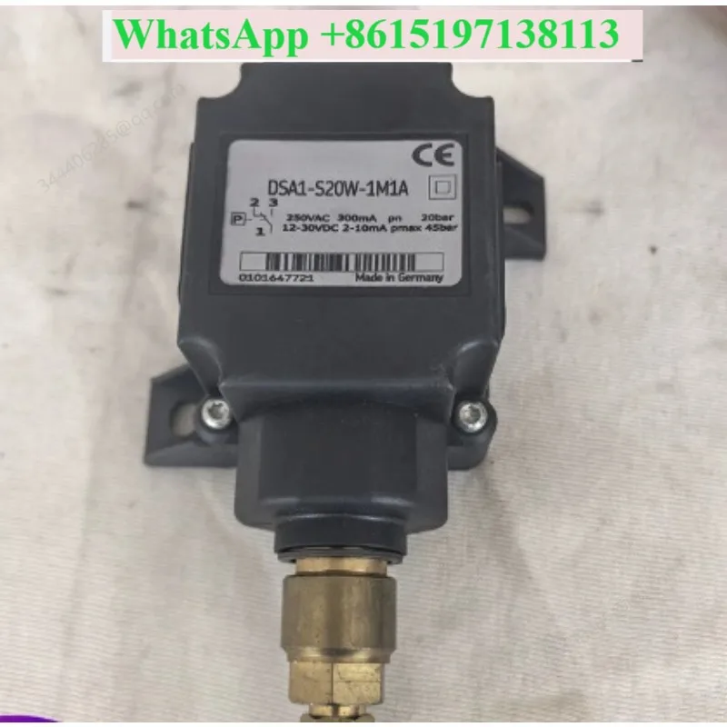 Pressure switch DSA1-S12W-1MA1A/DSA1-S20W-1M1A/DS-W12-4 oil circuit sensor