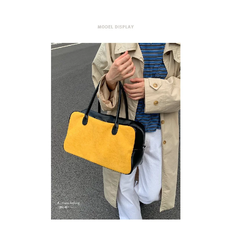 

Classy Ladies Crossbody-Bag Made Of Stream-Printed Leather Featuring Spacious Durable Trendy Modern Daily Style​