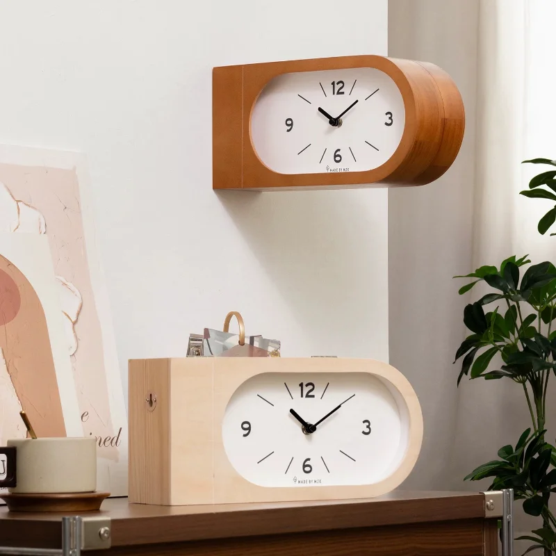 European Simple Wall Clocks Solid Wood Double-sided Wall Clock Home Living Room Silent Quartz Clocks Indoor Wall Decoration