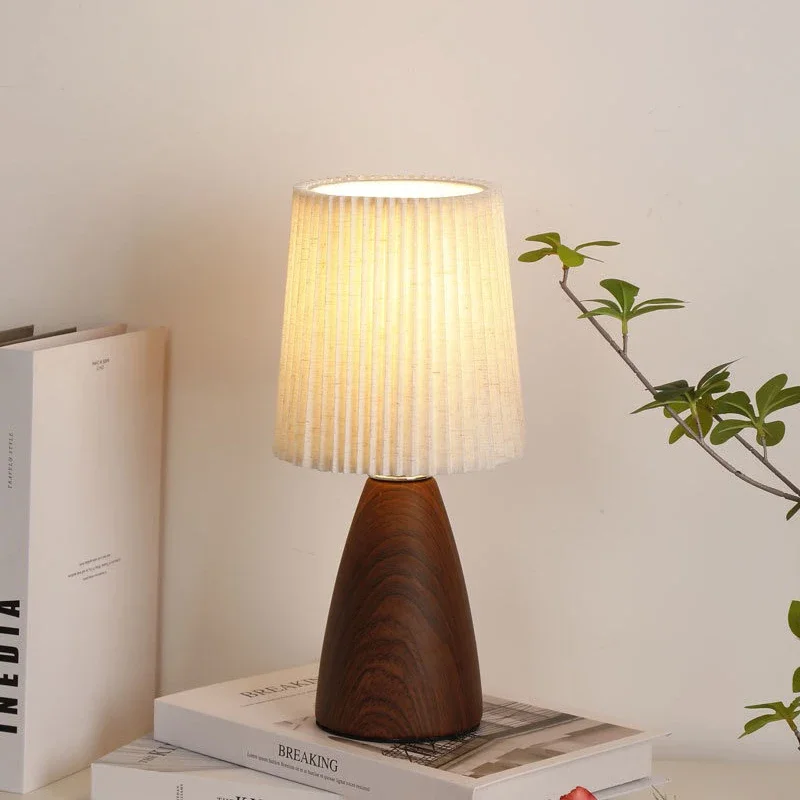 LED Table Lamp Retro Bedroom Fabric Pleated USB Study For Home Room Decor Desktop Decorative Ambiance Bedrooms Bedside Desk Lamp