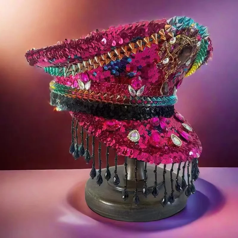 HongLuan Chapeau de Costume d'Halloween Rouge, Chapeaux de Capitaine à Glands Strass pour Femme de Festival Burning Man, Accessoires Féminins de Cosplay