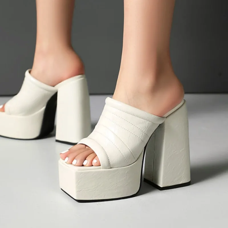 

2023 летние женские туфли на высоком каблуке, женские шлепанцы на платформе и квадратном высоком каблуке, модная уличная обувь из искусственной кожи с открытым носком, черные