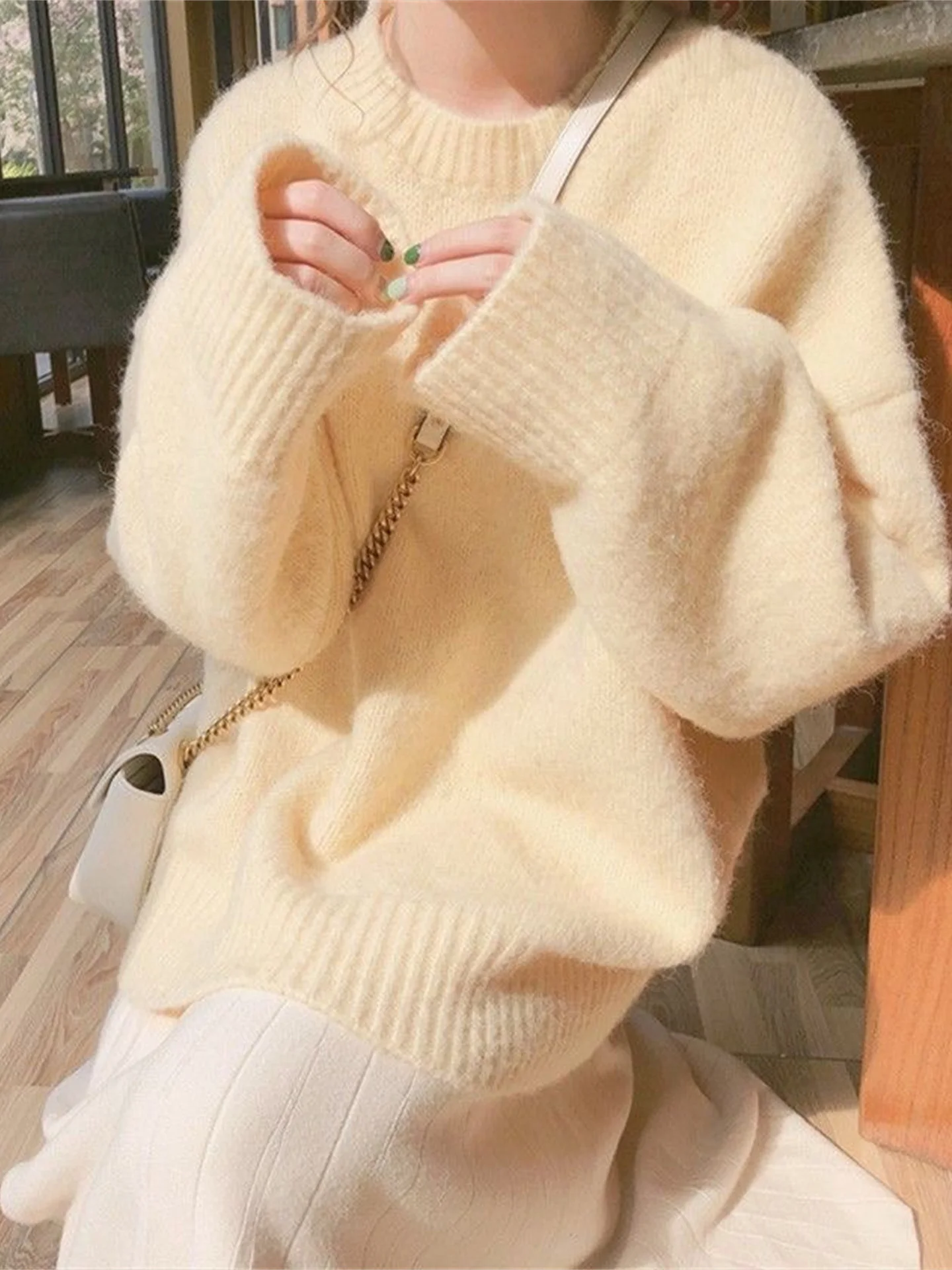 

Утепленный женский вязаный свитер-топ для зимы, повседневный стиль, свободный крой, с длинным рукавом, круглым вырезом, для ношения под одеждой, милый и модный.