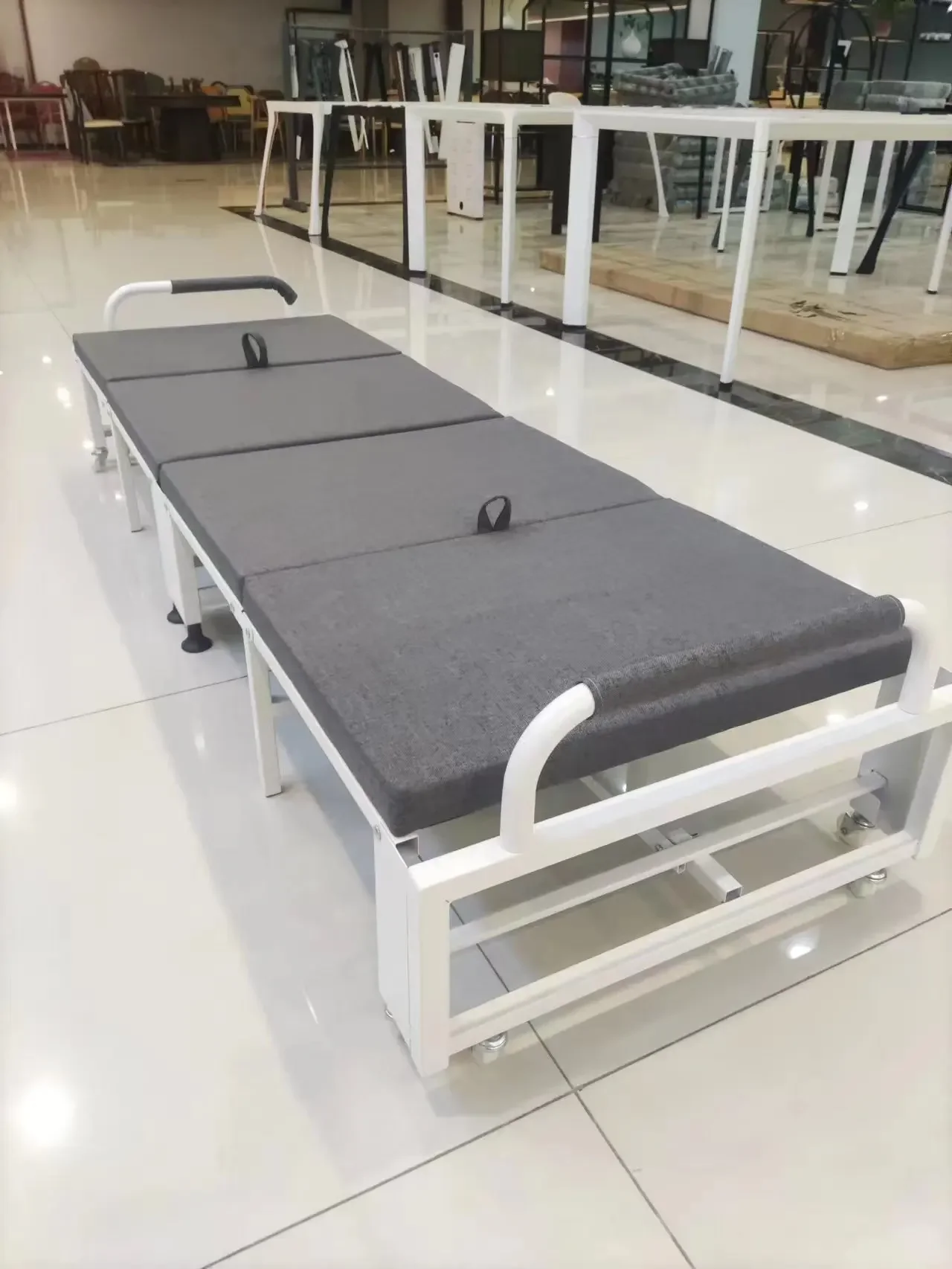 High Quality Strong And Durable  Hospital Escort Office  Lunch Break Dual-purpose Folding Bed