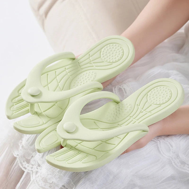 Summer Men Portable Flip-Flops Travel Home Couple Lightweight Sandals Slippers Outdoor Solid Color Comfortable Beach Shoes