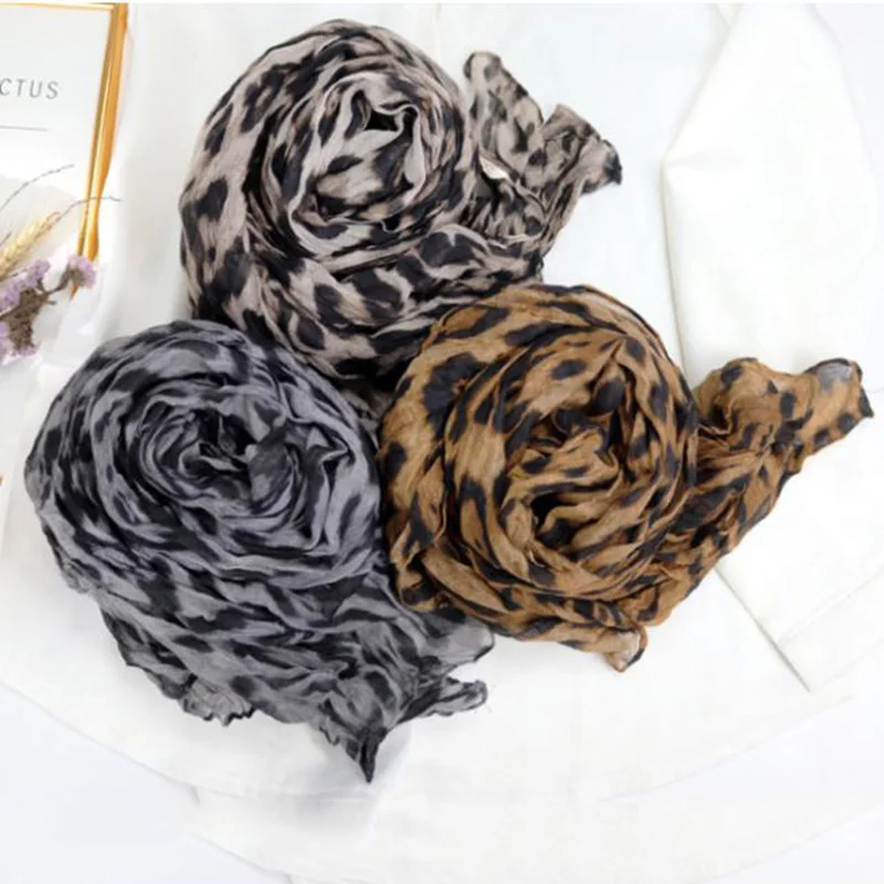 Fashion Leopard Print Cotton Linen Crumpled Gradient Neck Guard Silk Scarf Women Travel Holiday Beach Towel Sunscreen Shawl R49