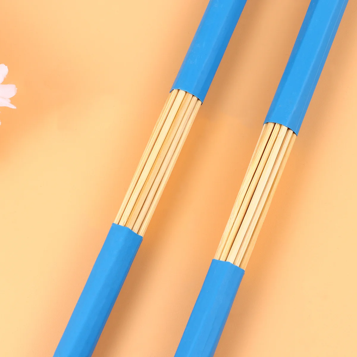 

1Pair Wooden Drum Sticks Jazz Folk Music 19 Rods Comfortable Hold Lighter Volume Smooth Surface Performance Drum