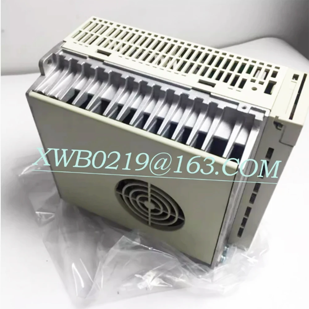 Совершенно новый оригинальный сервопривод SGDM-30ADA