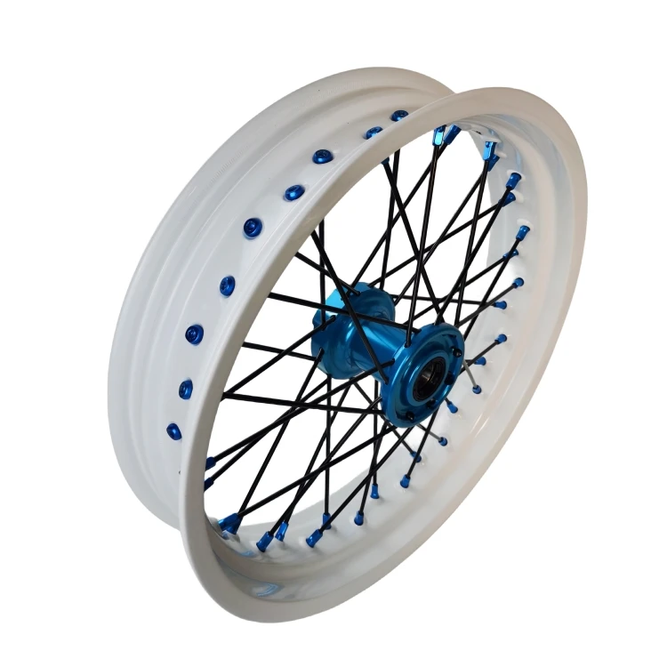 7116 سبائك الألومنيوم Supermoto عجلة دراجة نارية أجزاء 17 Supermoto العجلات الأمامية مع محور صالح SXF EXC CRF CR-R YZ YZF KX KXF