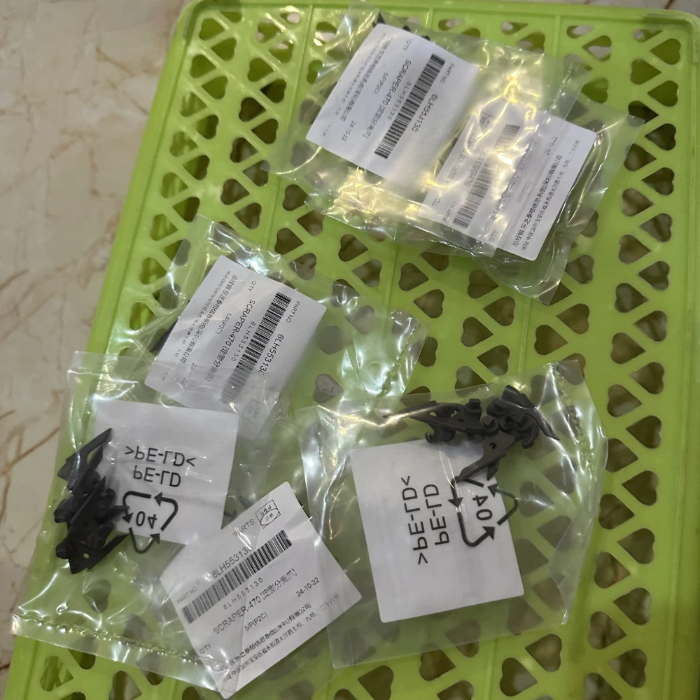 

6LJ14053000 6LH55313000 Верхний захват фьюзера для Toshiba E-STUDIO 205 206 207 255 256 257 305 306 307 E255 E205 E206