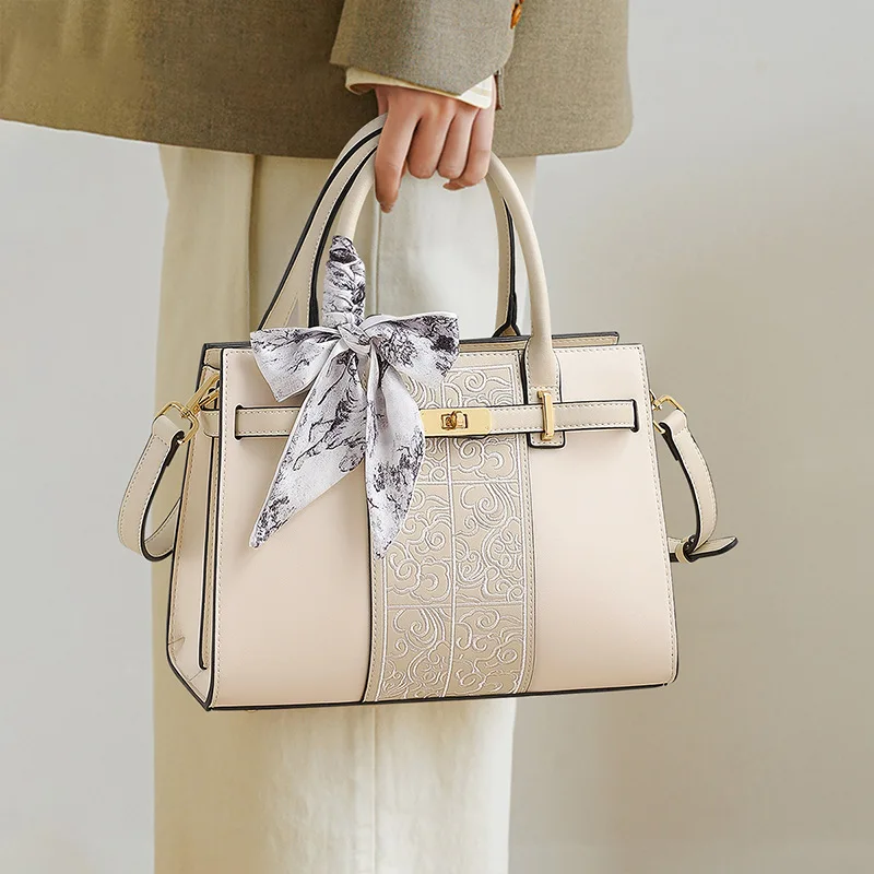 sac-fourre-tout-brode-elegant-pour-femme-sac-a-bandouliere-et-sac-de-navetteur-nouveau-style-printemps-ete-sac-a-main-de-style-national-chinois