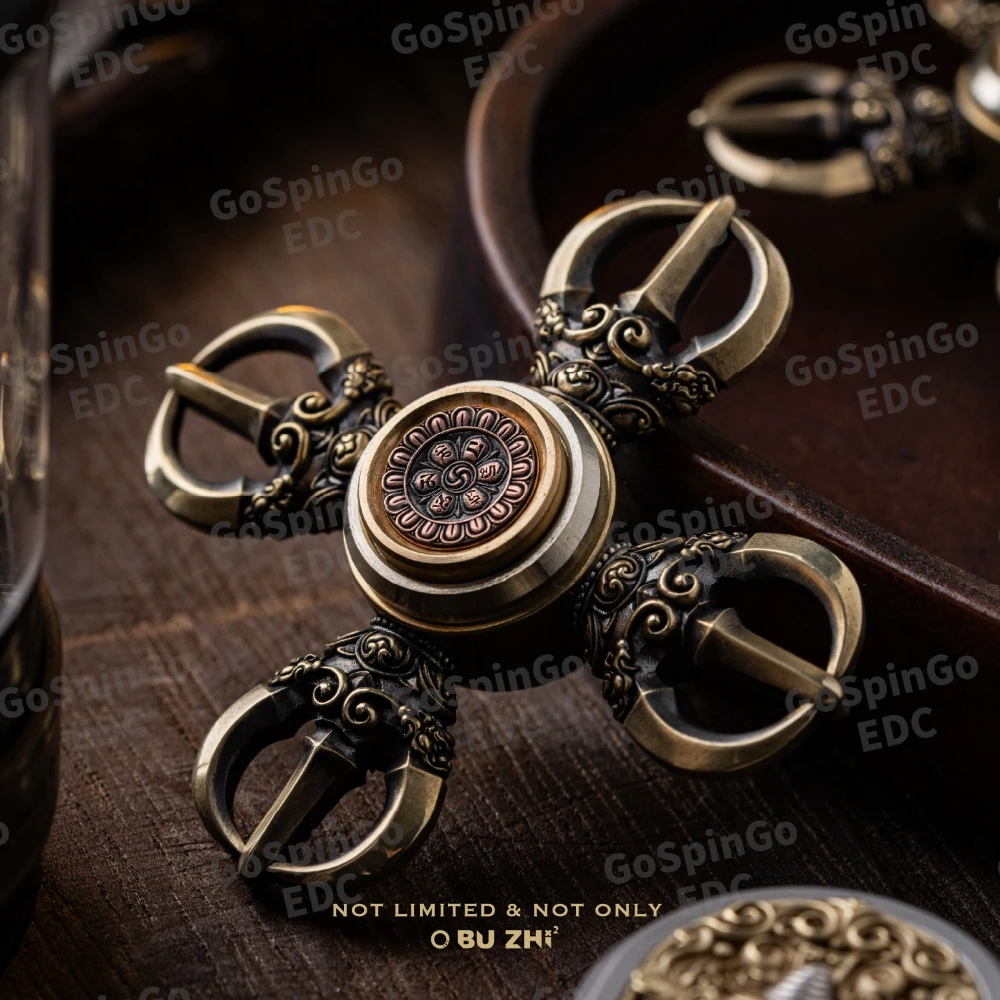 BUZHI EDC フィジェットスピナー 真鍮 銅 カップロニッケル マルチブレード フィジェットスピナー 不安解消グッズ オフィスデスクアクセサリー