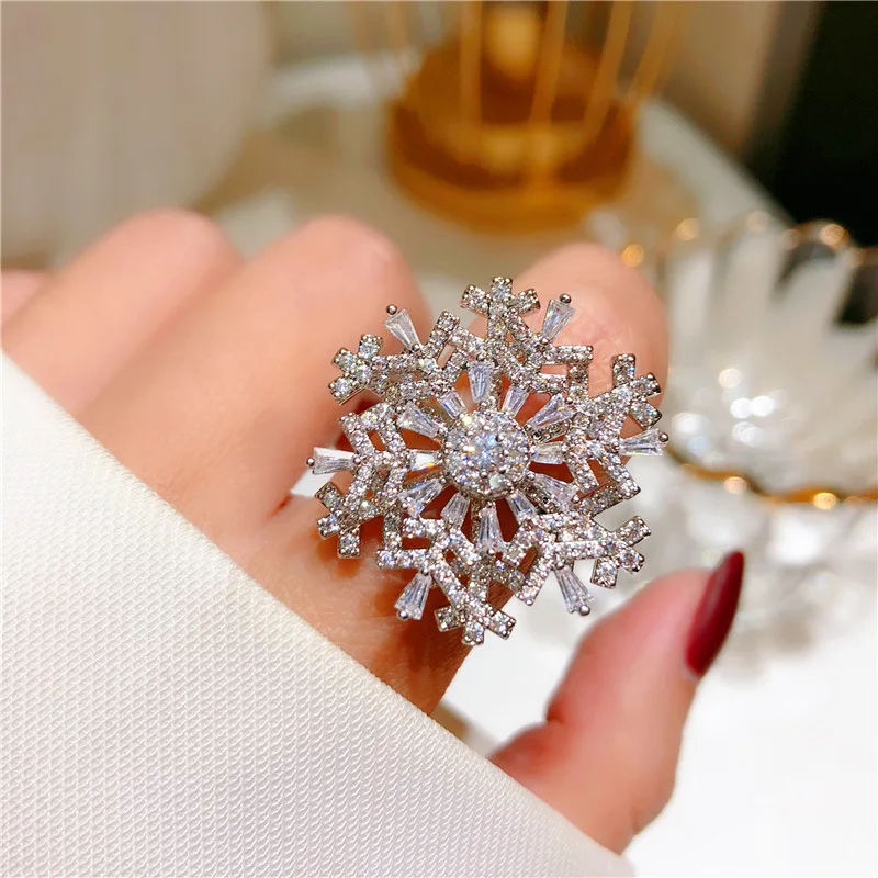 Snowflake Shape Cubic Zirconia Ring for Women Black White Crystal Daily Fashion Jewelry