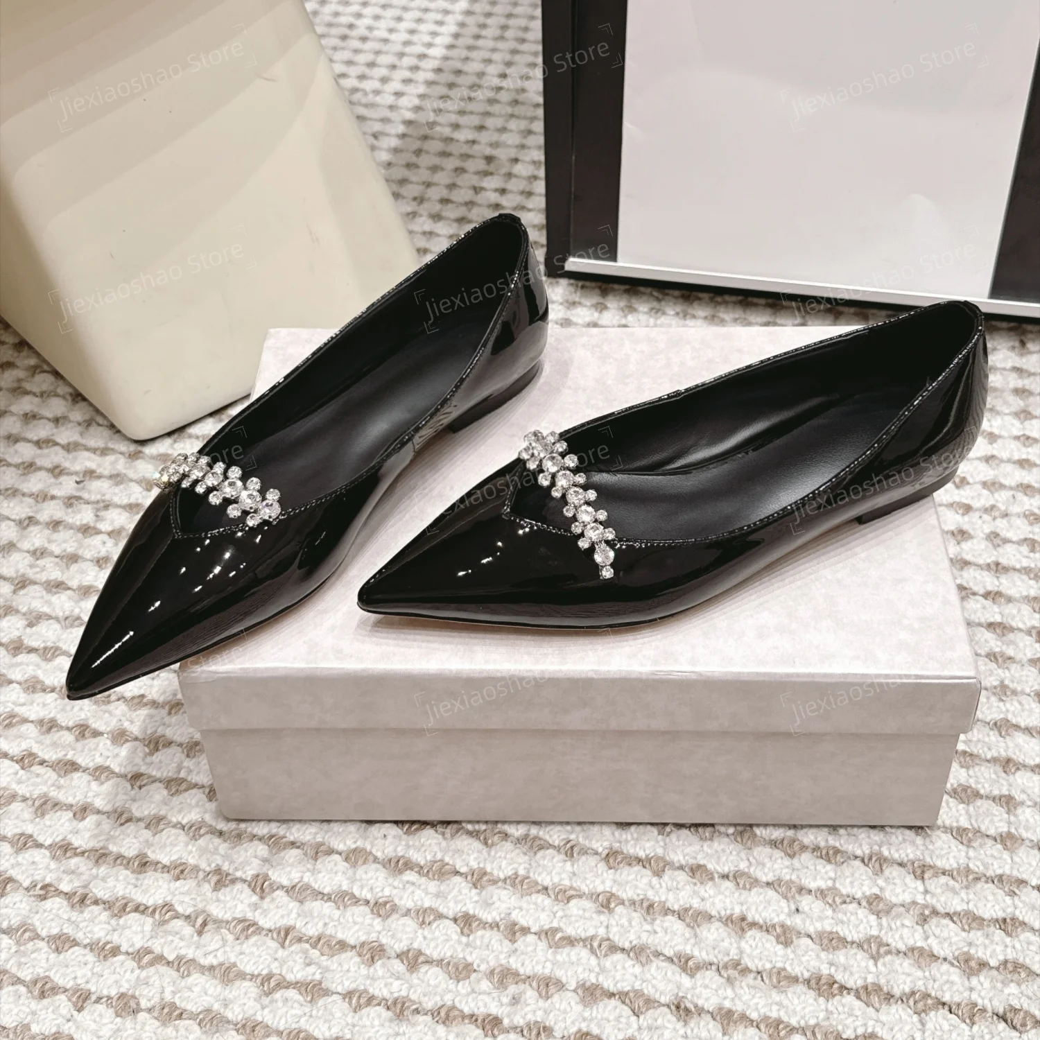 BlingBling Boat Shoes Patent Leather Pointed-Toe Ballet Dance Shoes Banquet Shallow Mouth Single Shoes Willow Fashion Mary Janes