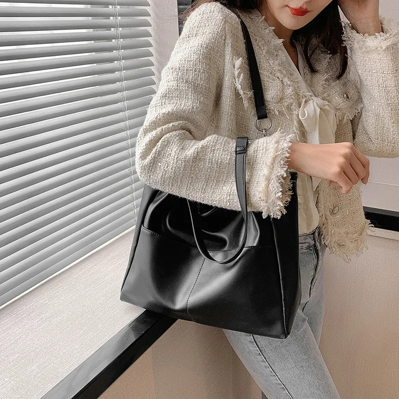 2024 Shoulder Side Bags for Women Vintage Solid Color Simple Large Capacity Big PU Leather The Latest Handbags Travel Totes