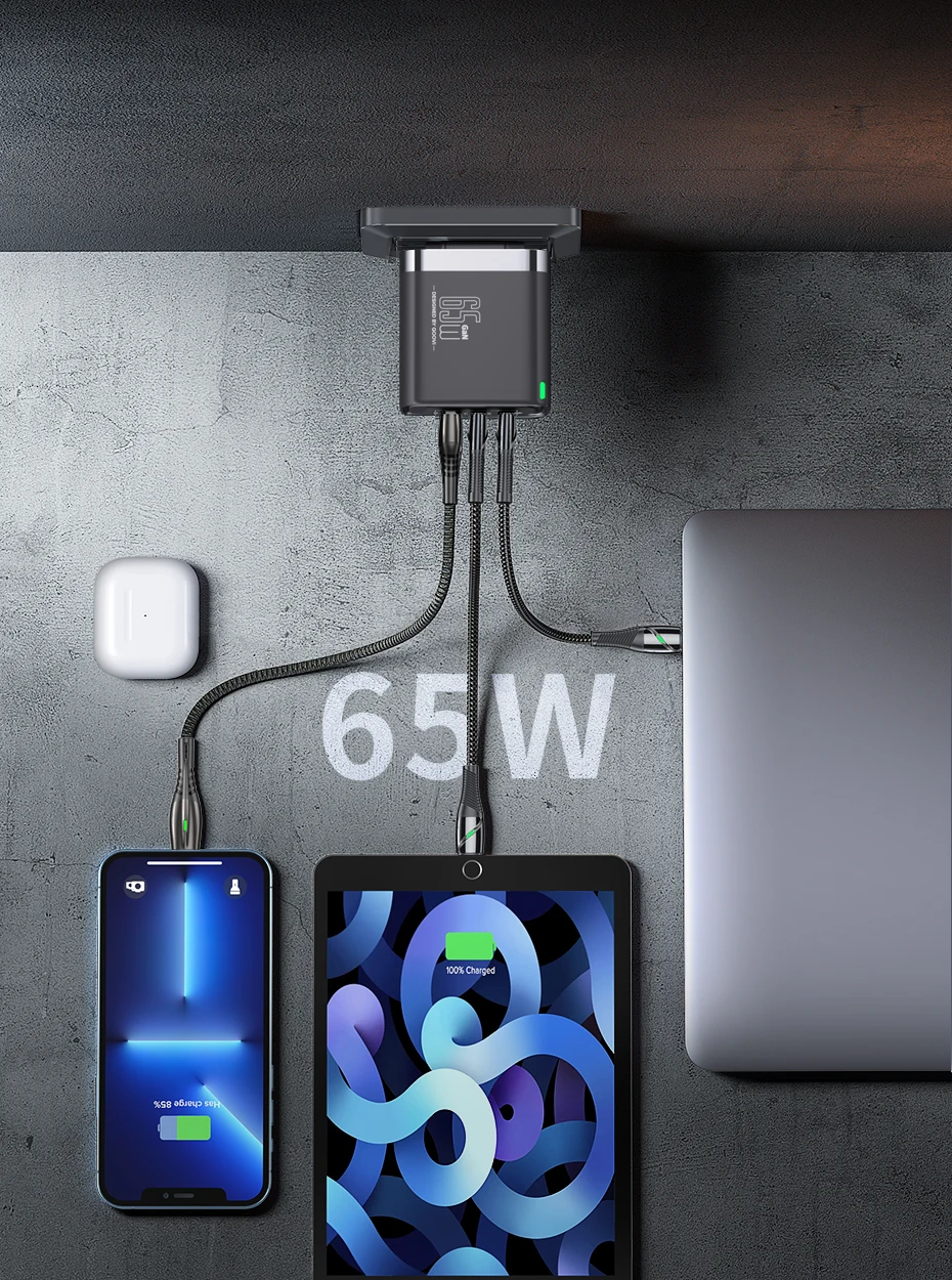 QOOVI charger powering multiple devices