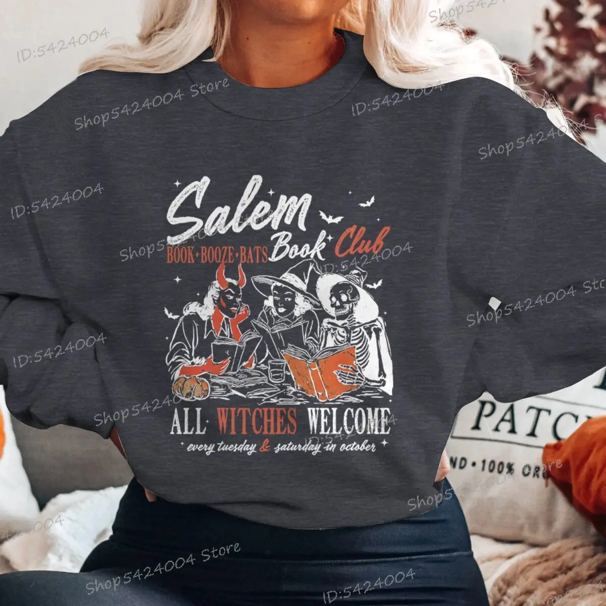 魔女ブッククラブ スウェットシャツ ハロウィンブック スケルトン レディース服 ファッション クルーネック ブックワーム 長袖 不気味な季節 プルオーバー