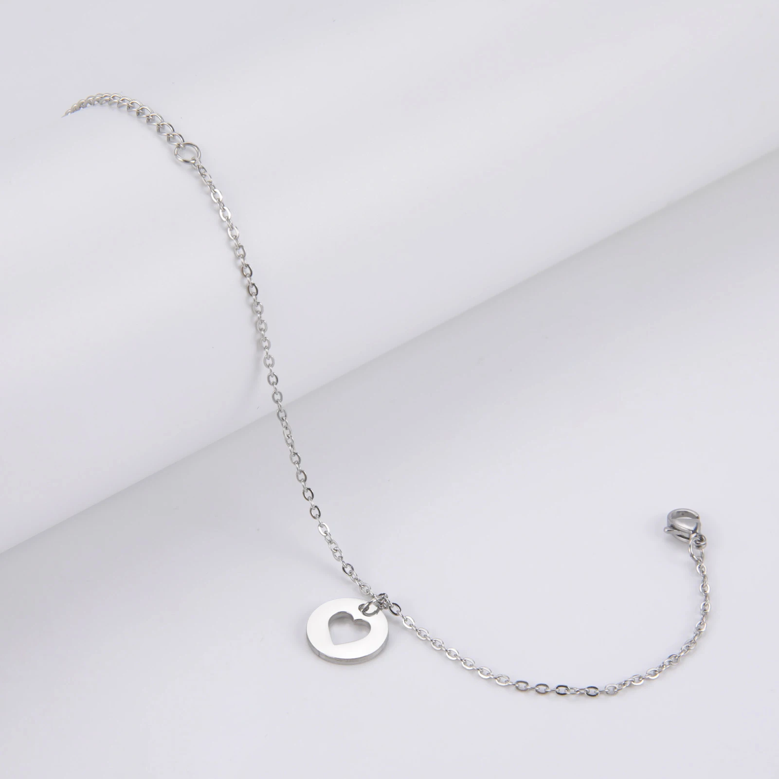 Kkjoy Modische Goldfarbene Edelstahl-Fußkettchen mit Rundem Hohlem Herz für Damen, Schmuckgeschenk für Frauen, Großhandel – Detail 25