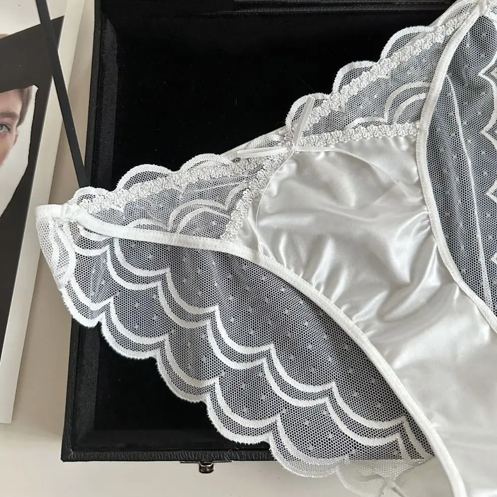Low Waist Lace Flower Panties Transparent Ultra-thin Seamless Lace Briefs Cotton Crotch Traceless Women's Mesh Underpants - Image 4