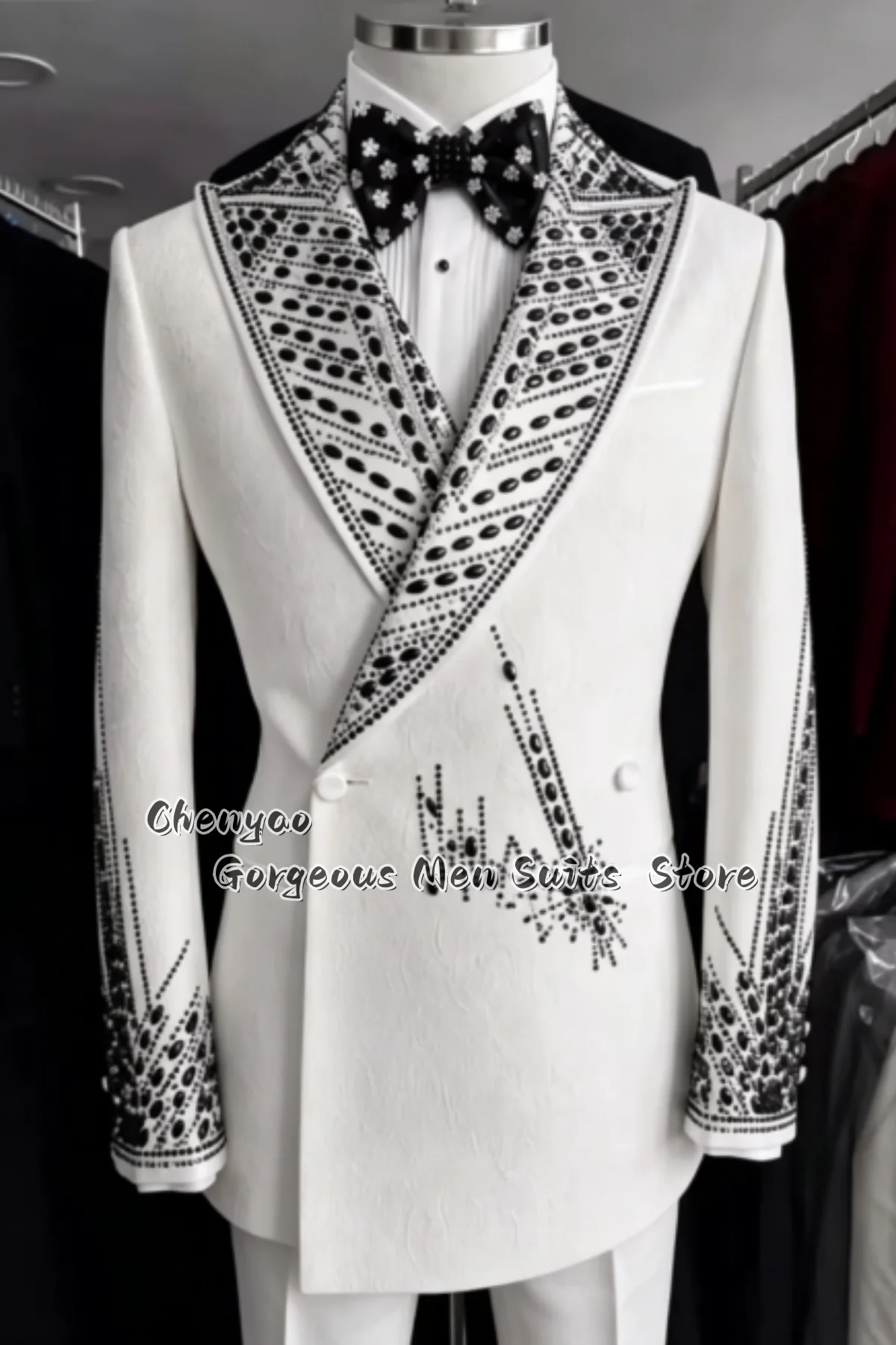 Luxury Men Suits Jacquard Blazer Rhinestone Embellished Asymmetric Customized Groom Tuxedos Prom Banquet Performance Photoshoot