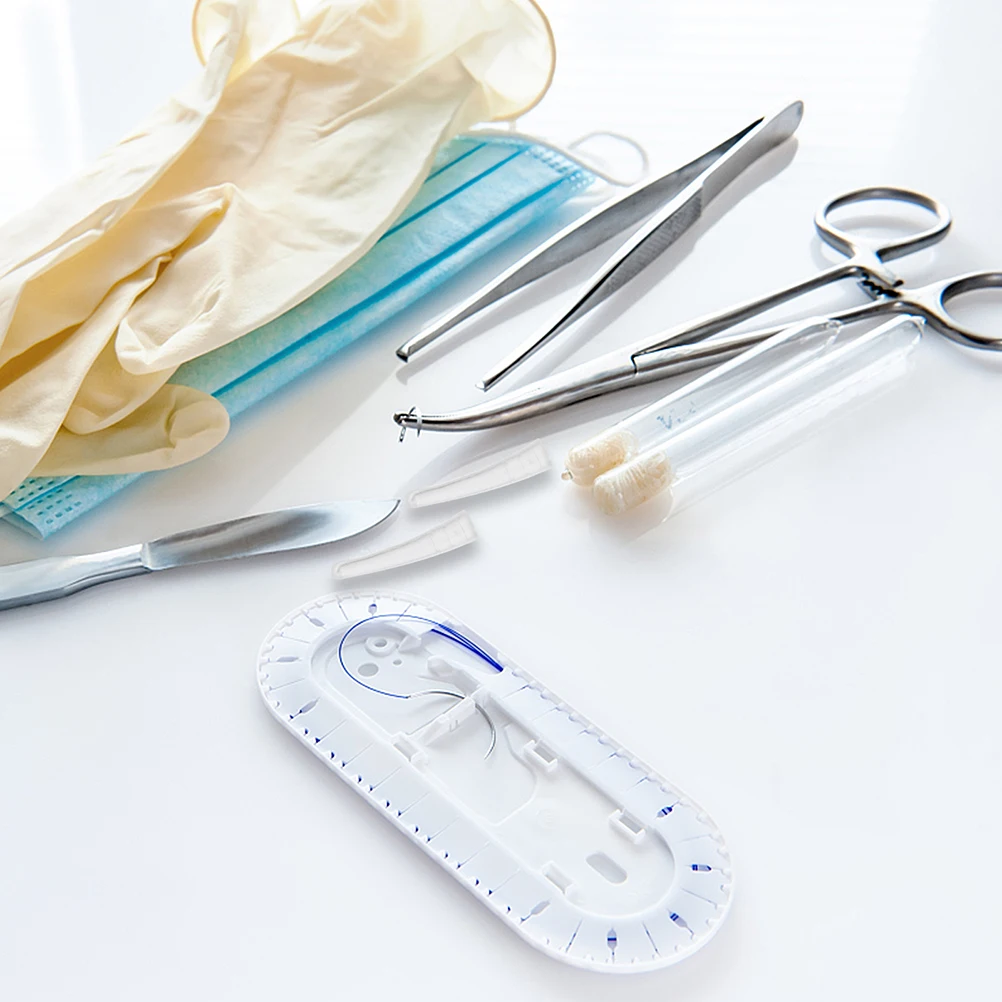 

200Pcs Essential Nipper Cover Silicone Sleeve for Manicure Tools and Tweezers Protection