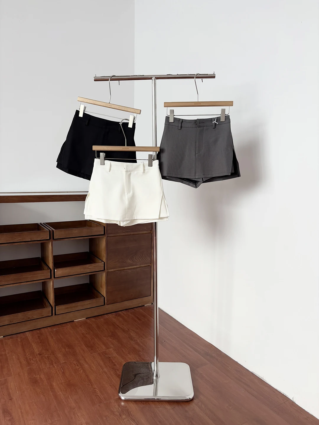 

Ретро-юбка А-силуэта с завышенной талией, женская, укороченная, универсальная, для похудения, модная, для повседневной носки, весна 2026, в корейском стиле