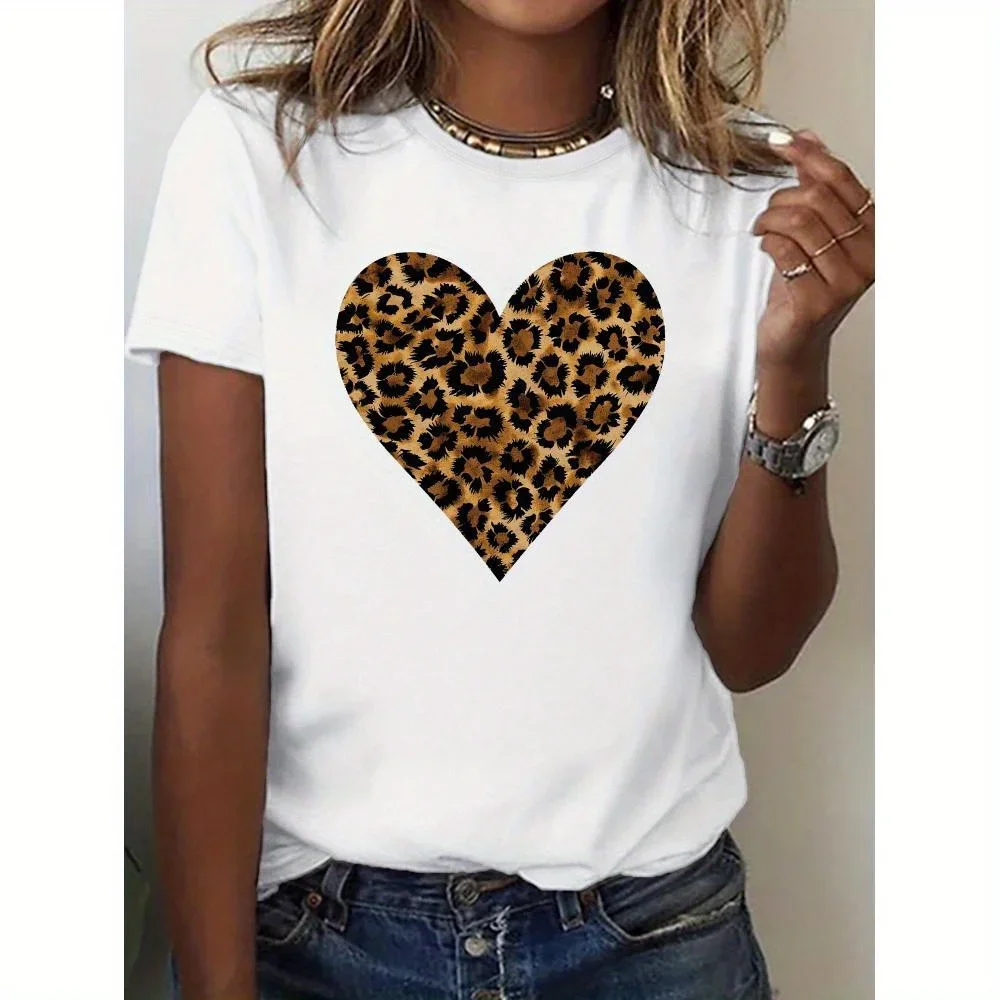 

Plus Size Women's Leopard Heart Print T-Shirt, Casual Crew Neck Short Sleeve Top for Spring & Summer, White with Bold Heart