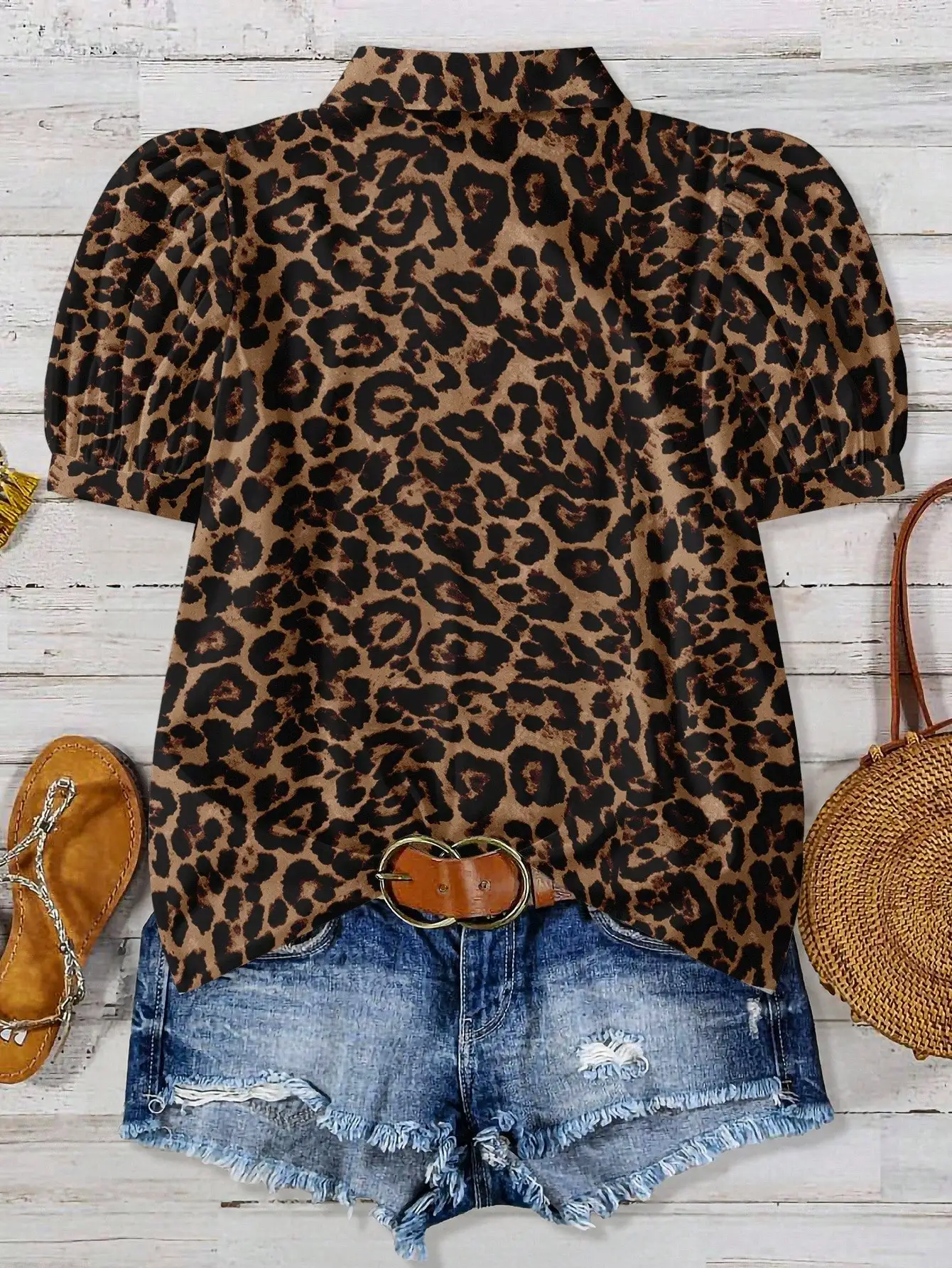 

Женская повседневная блузка с леопардовым принтом, свободного кроя, с короткими рукавами-фонариками, коричневая