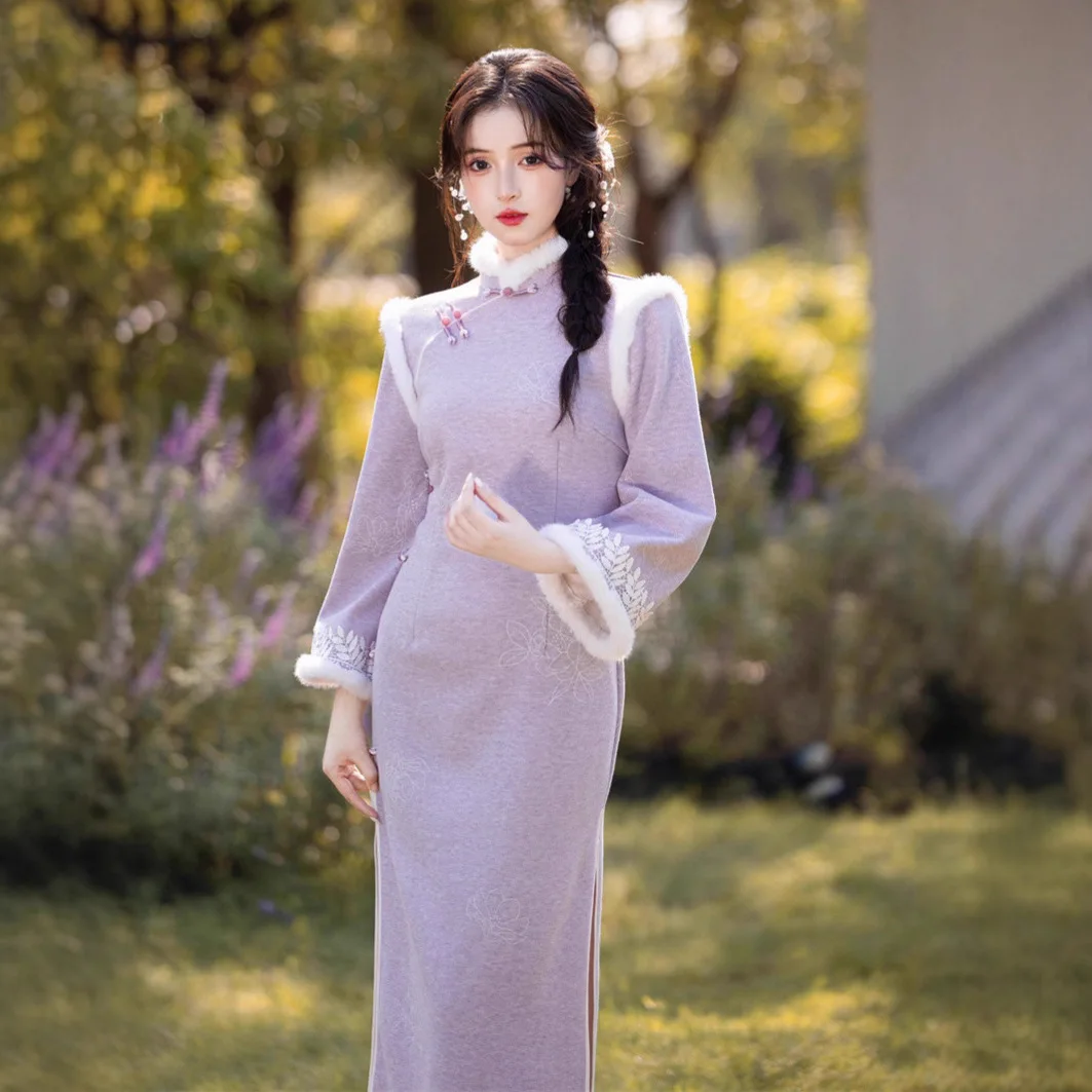 

Yourqipao 2025 Winter Crystal Velvet Inverted Large Sleeves Cheongsam Temperament High-end Purple Long Qipao Dress for Women