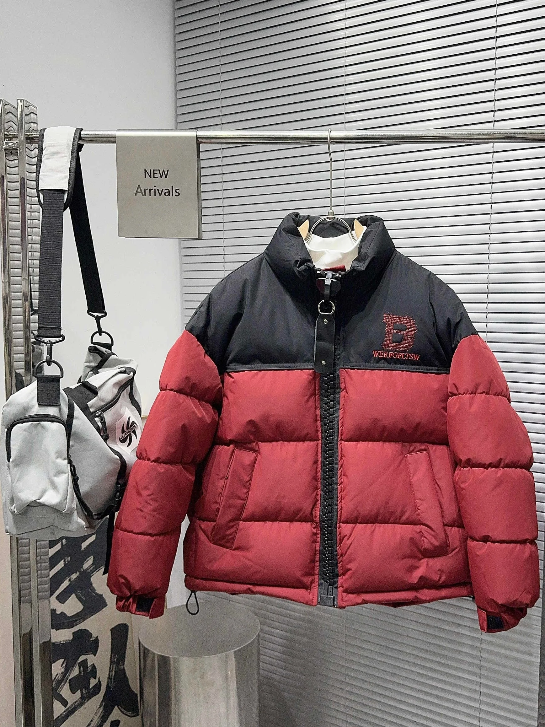 

Женская утепленная хлопковая куртка больших размеров с воротником-стойкой, свободного кроя, для похудения, зимняя верхняя одежда, бренд Tagkita