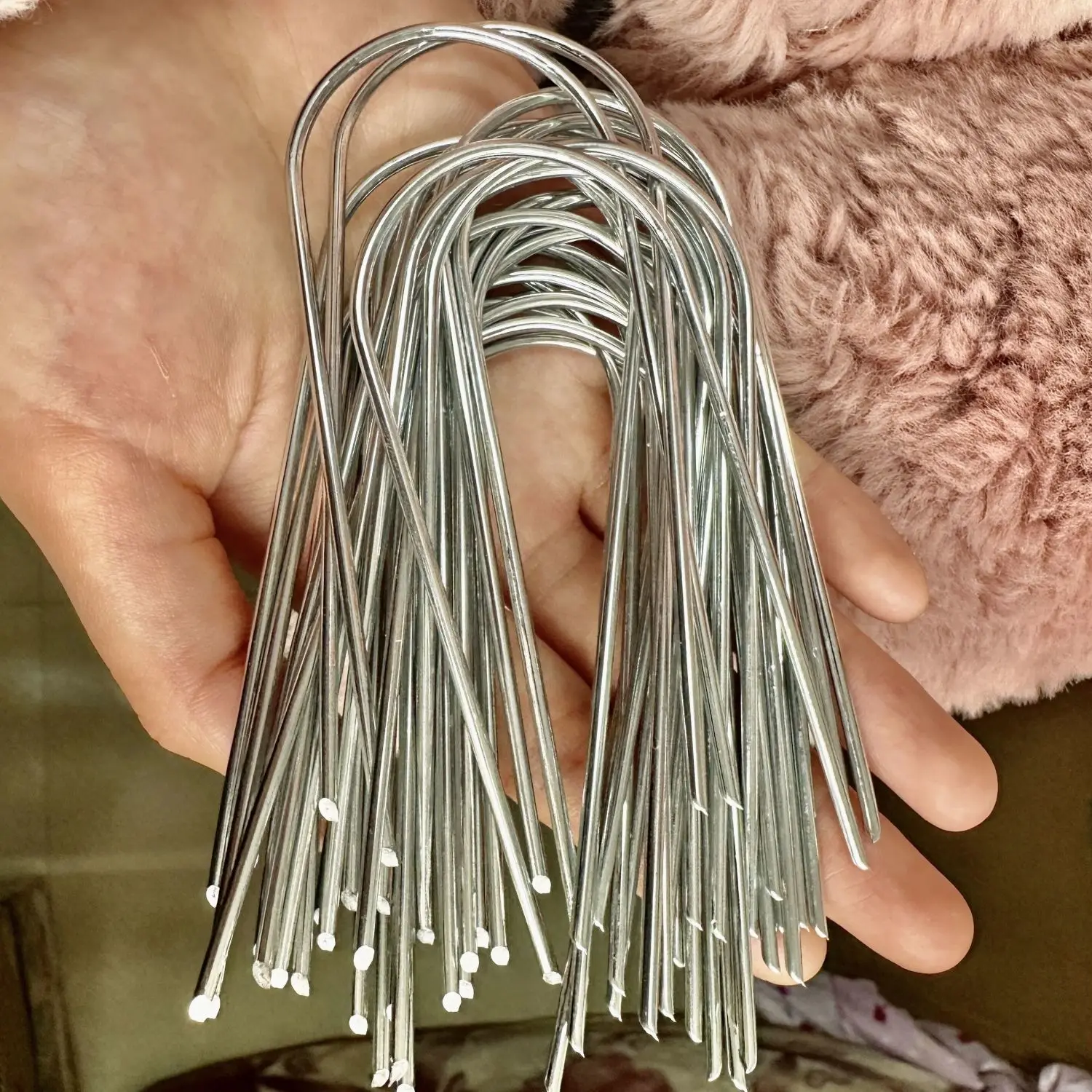 Garden Peg Silver Metal U-Shape Garden Staple Garden Ground Nail Film Fixed Pegs Gardening Fixing Tools Film Peg Landscape Spike - view 2