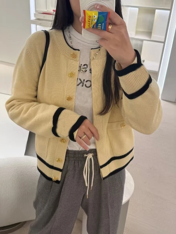 

Metallic Button round Neck Knitwear Women's Sleeveless Letter Patterned Jacket Commute Style Straight Cut Long Sleeve Knitted...