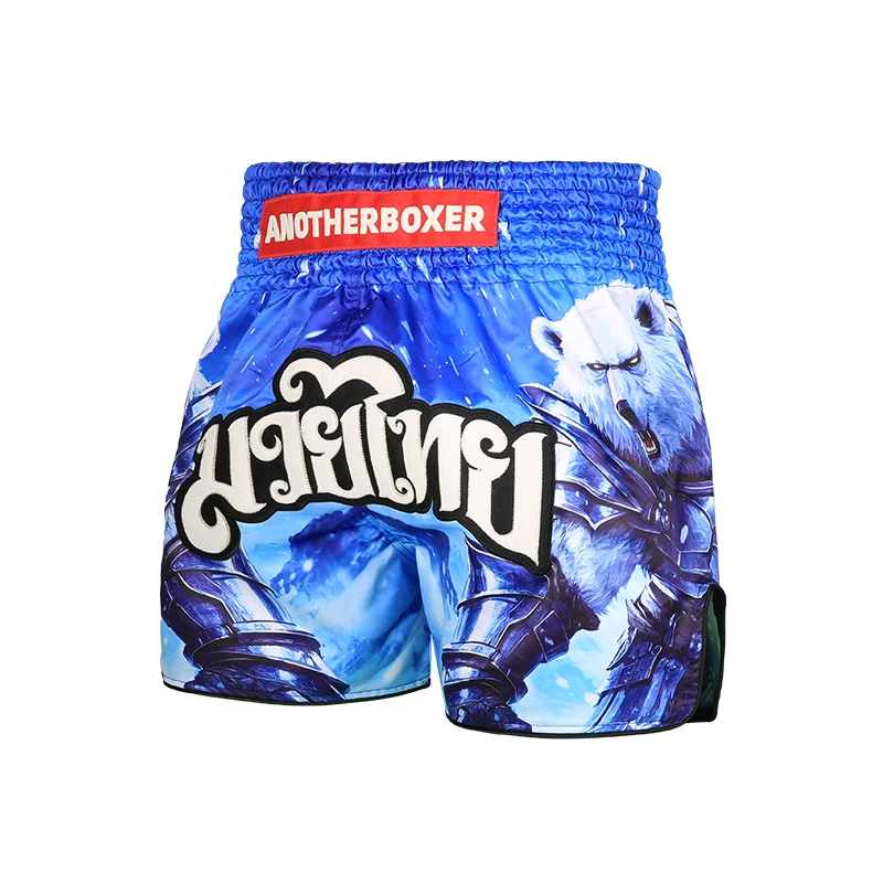 Herren- und Damen-Muay-Thai-Boxshorts, blaue Kickboxshorts mit Eisbären-Motiv, leichte Satin-Kampfshorts für Muay-Thai und MMA.