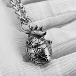 Fashion Minimalist Imitation Heart Necklace Men Women Punk Hip Hop Pendant Necklace Vintage Charm Stainless Steel Jewelry