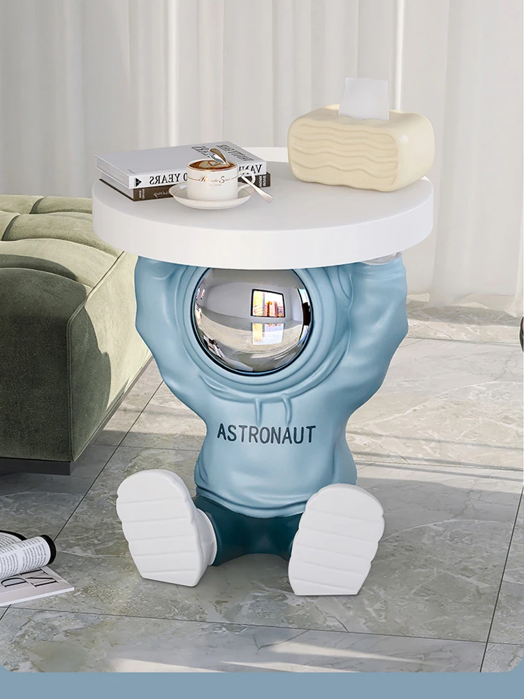 

Home Decor Astronaut Statue Floor Ornaments Bedroom Bedside Table Living Room TV Cabinet Sofa Edge Figurine Nordic Housewarming