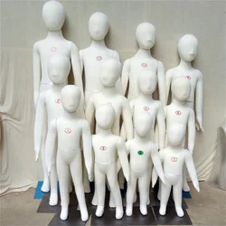 Baby Full Child Hand Mannequins, Soft Body Display, Can Bend with Cotton Fabric, Flexible Cloth, Iron Base, E046, 1-4Years