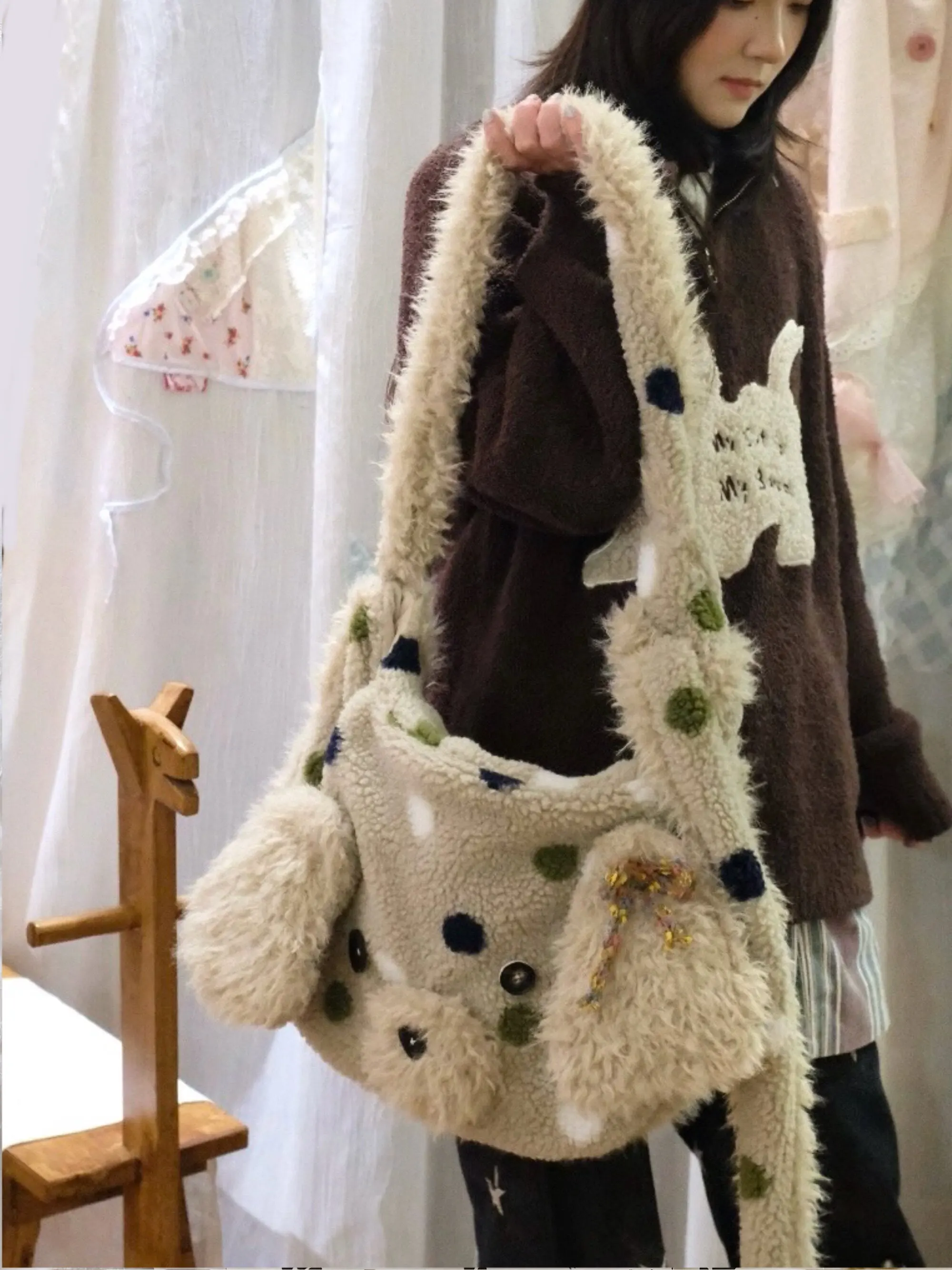 Autumn/Winter Fashion New Plush Dog Shaped Women's Bag Large Capacity Horizontal Square Single Shoulder Diagonal Cross Bag Trend