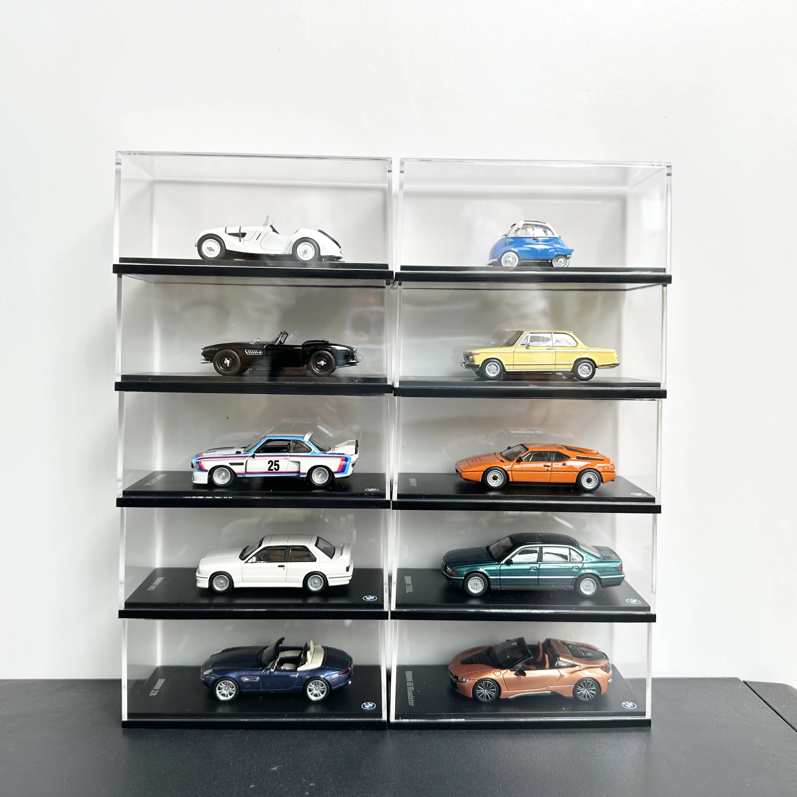 

1:64 Оригинальная заводская модель автомобиля из сплава BMW, подарочная коллекция моделей автомобиля, антикварная модель автомобиля