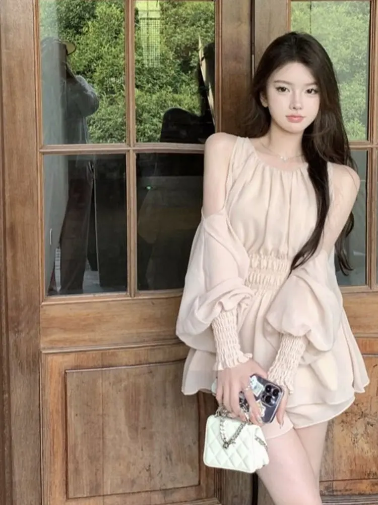 Sweet Shoulder Bared Long Sleeve Waist Cinched Snowflake Shirt Spring Autumn Set Short Pants Skirt Two Piece Set Small Size