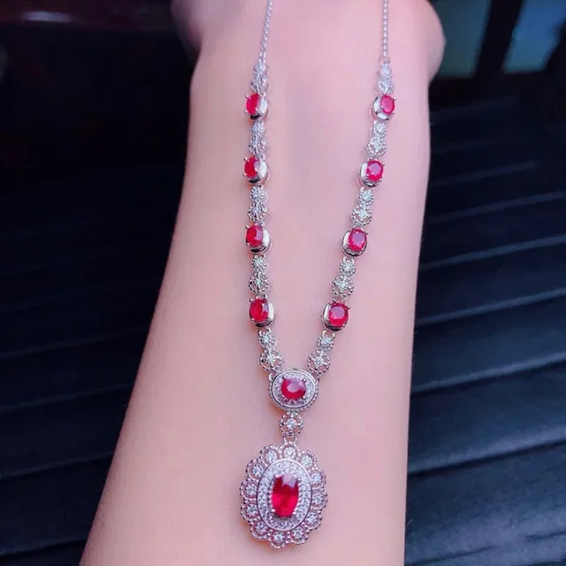 Collana con ciondolo rubino Nutural in argento 925 designer di gioielli di fascia alta di lusso regali romantici di san valentino impreziositi da diamanti