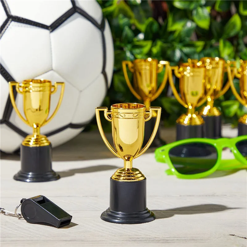 A04F-40PCS Mini Plastic Gold Cups Trophies For Party Children Early Learning Prizes Children's Holiday Trophy Reward