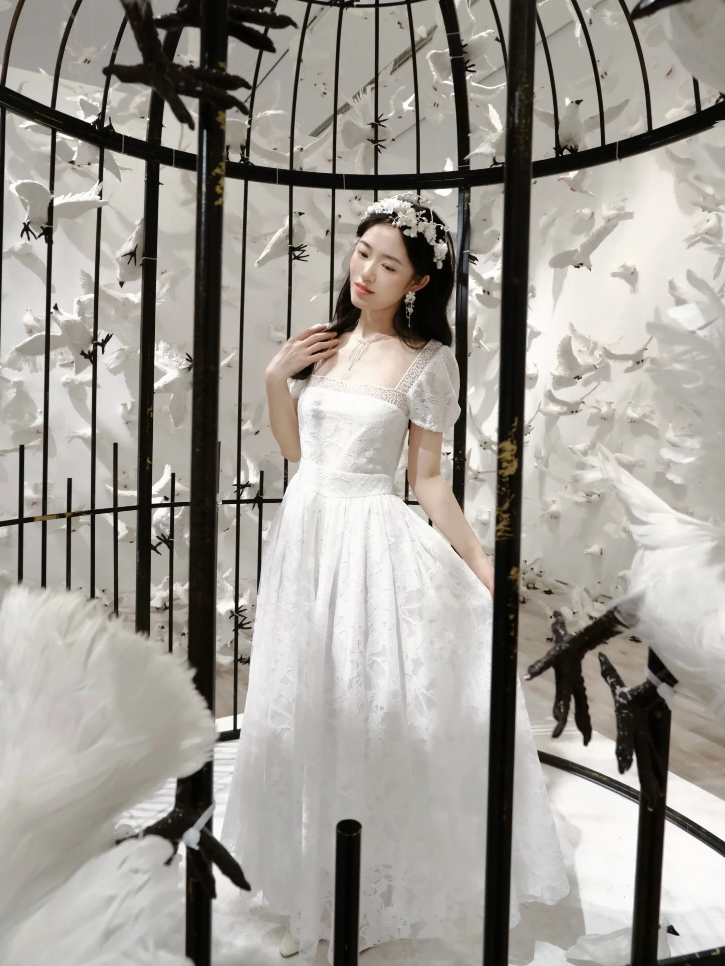 

TIIANNTIAAN Оригинальный дизайн, летнее новое кружевное платье с завышенной талией, стройнящее, милое, длинное, в стиле феи, плиссированное, с коротким рукавом