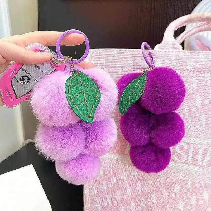

Lovely Grape Pom Poms Keychains Fluffy Pompoms Key Chain Rex Rabbit Fur Pompoms Keyring Car Key Chain Backpack Pendant Accessory