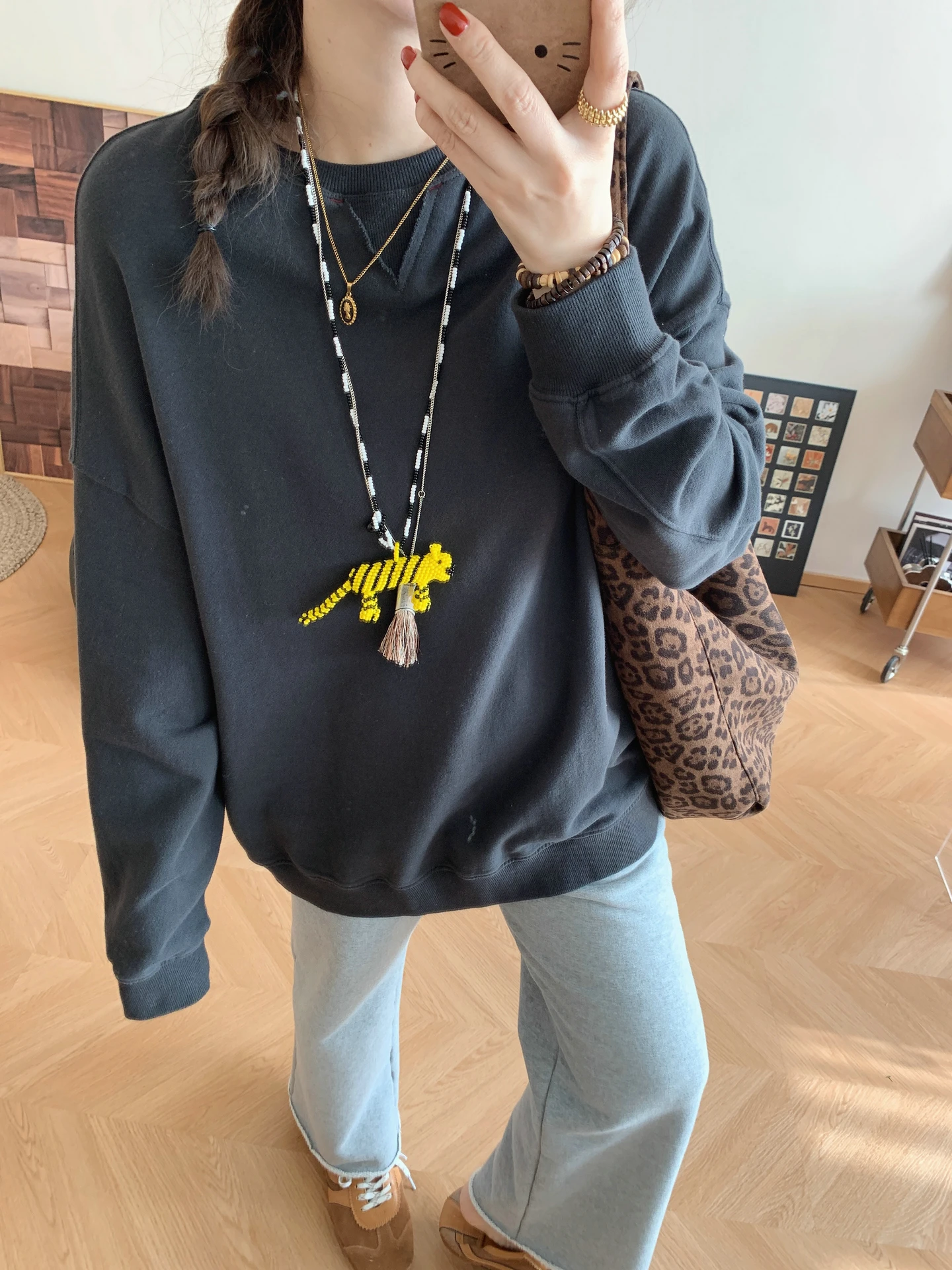 

Женская футболка с длинным рукавом и принтом Miey, свободного кроя, с круглым вырезом, средней длины, для ранней весны