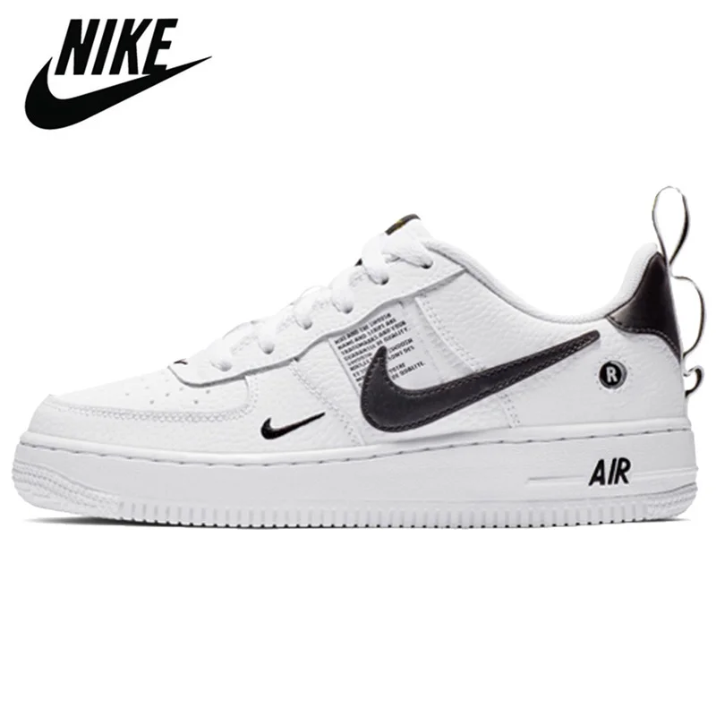 Scarpe Air Force Donna: Guida Completa per Scegliere il Modello Perfetto