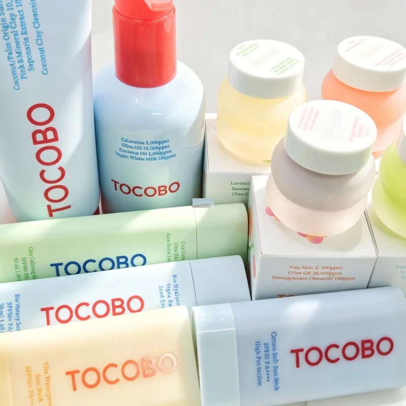 Hot Sell TOCOBO Sunscreen Stick SPF50 PA++++ Refreshing Water Texture Fast Film-forming Lemon Frosted Lip Film Portable Products