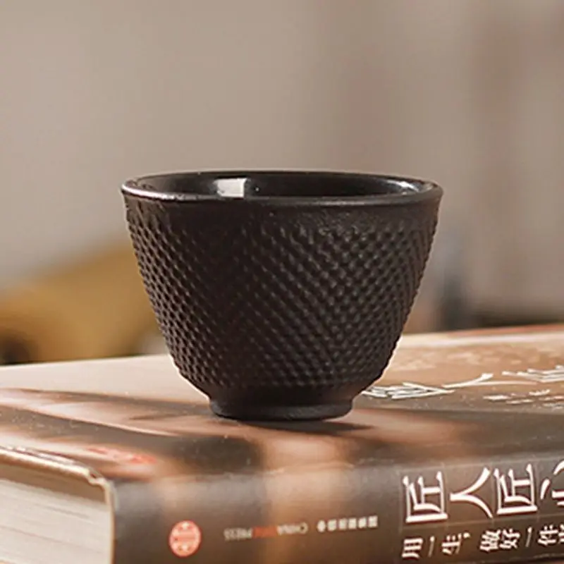 

Cast iron, antique kung fu teacup, Japanese cast iron frosted old iron pot, matching